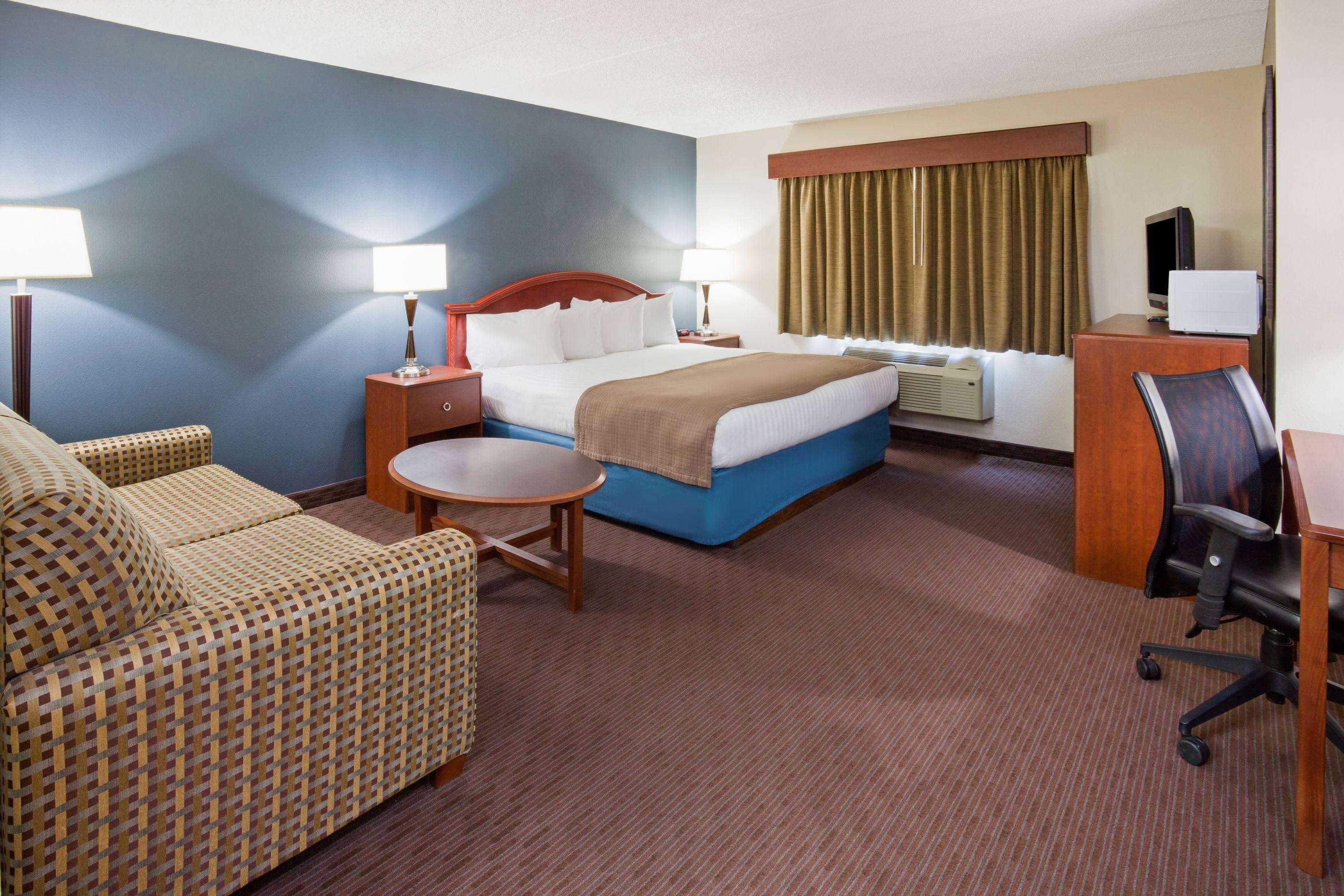 Americinn By Wyndham Spencer Екстер'єр фото