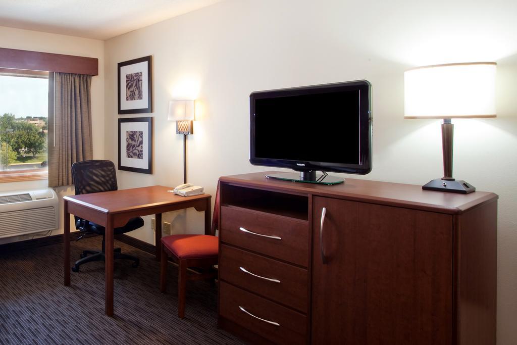 Americinn By Wyndham Spencer Екстер'єр фото